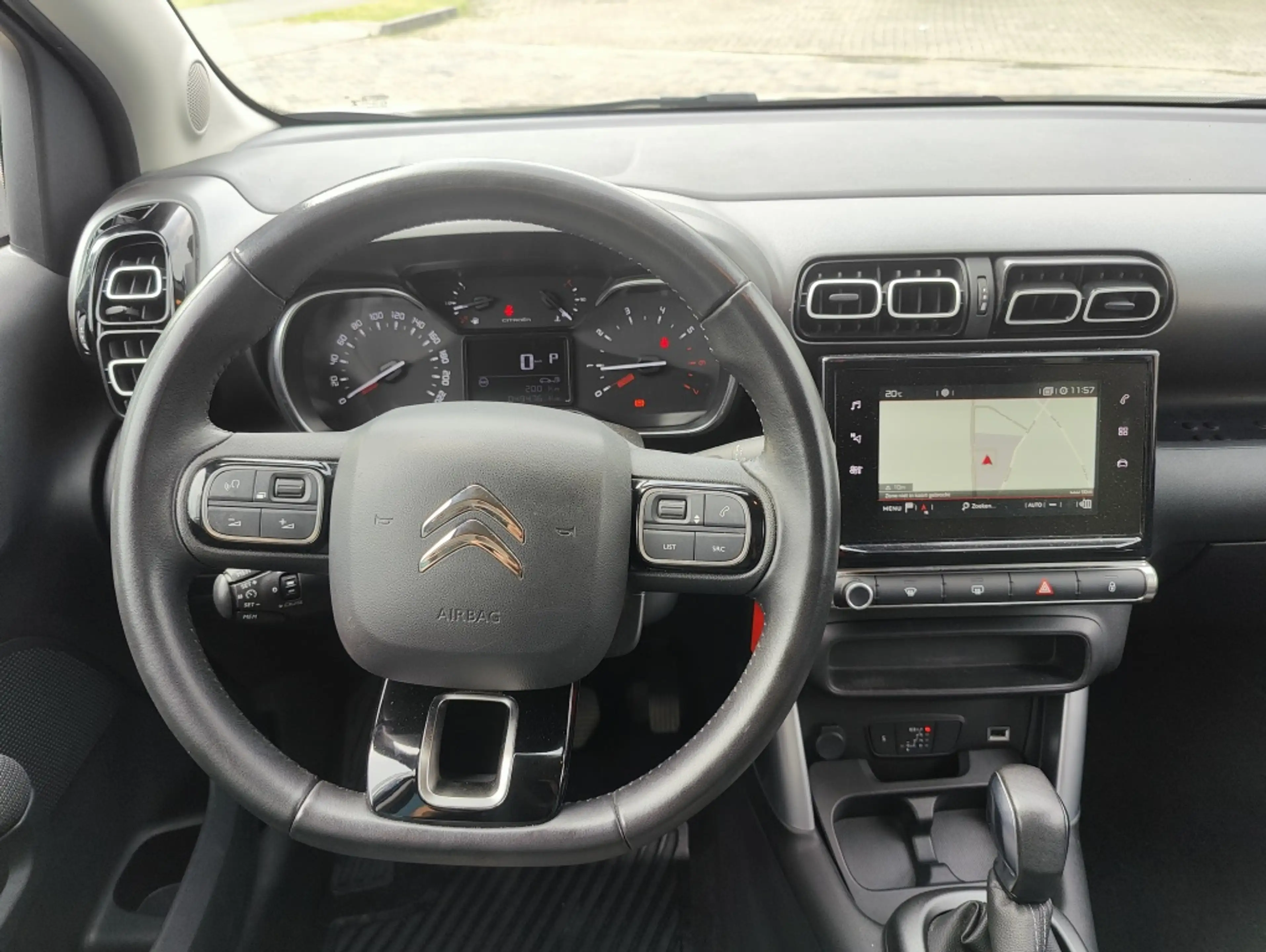 Citroen C3 Aircross 1.2 PT S&S Shine — photo 12