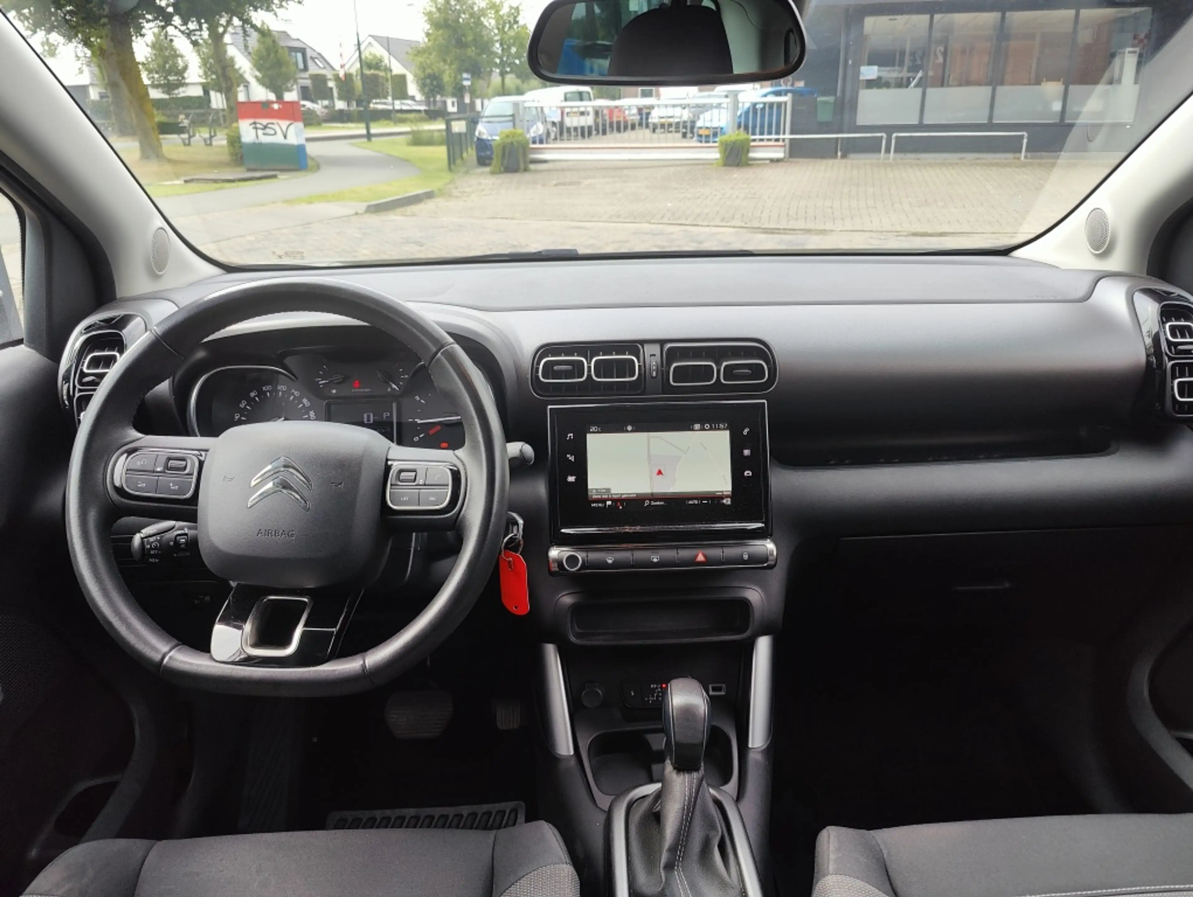 Citroen C3 Aircross 1.2 PT S&S Shine — photo 13