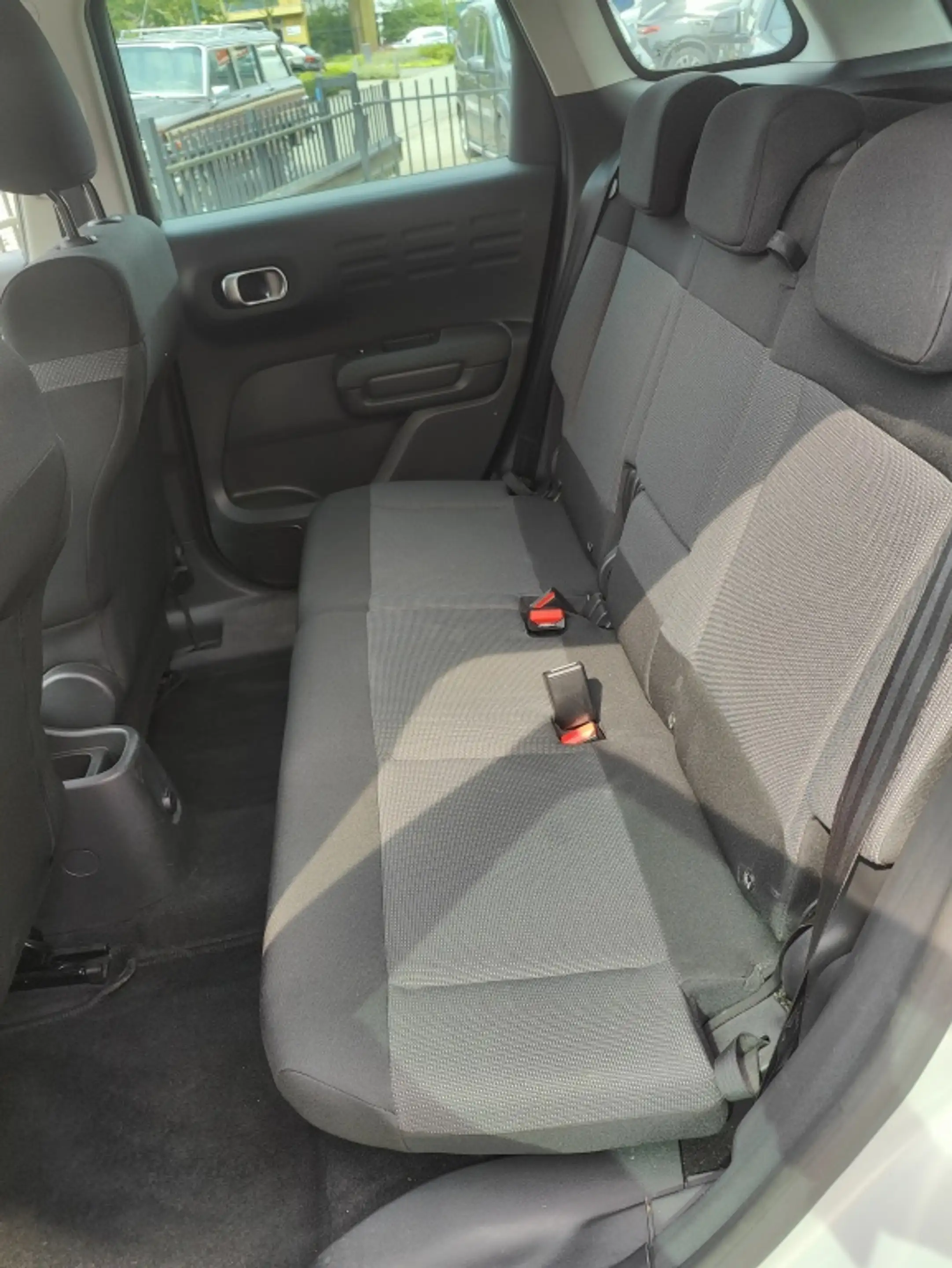 Citroen C3 Aircross 1.2 PT S&S Shine — photo 11