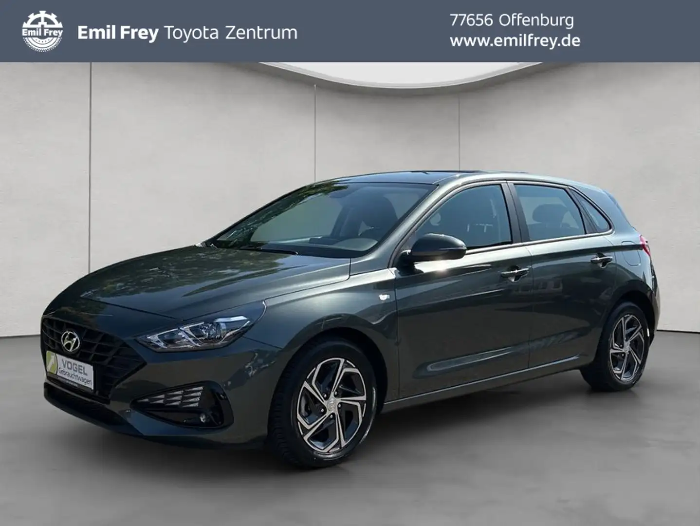 Hyundai i30 1.0 T-GDI Connect & Go Grau - 1
