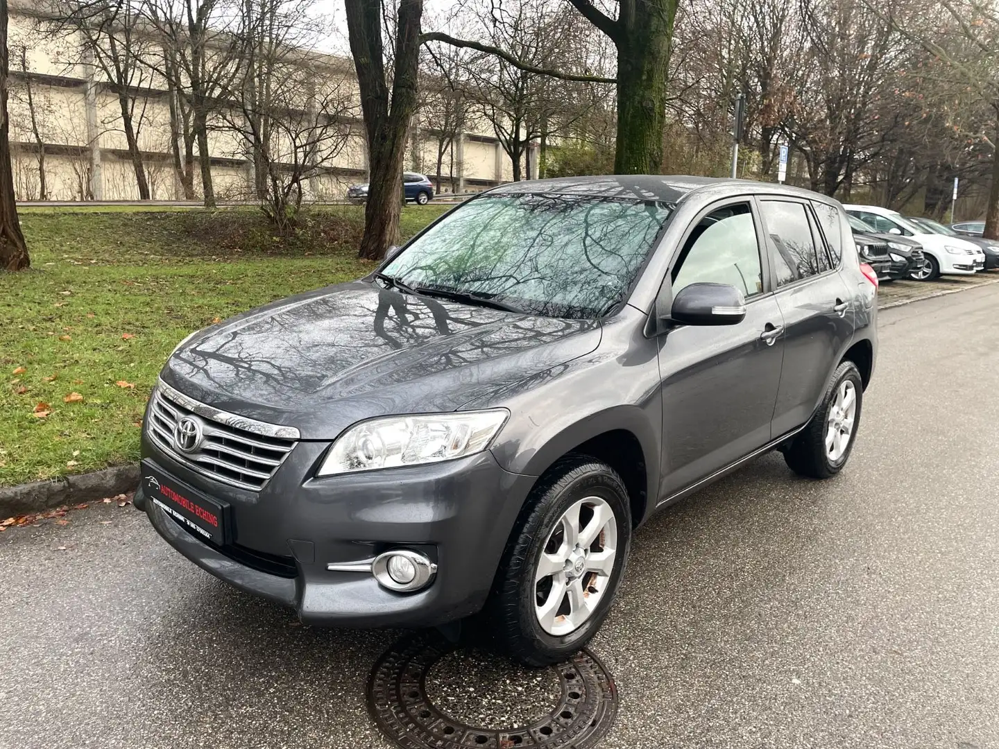 Toyota RAV 4 Life 4x4 Navi*Kamera*Keyless*Klimaaut.* Gris - 1
