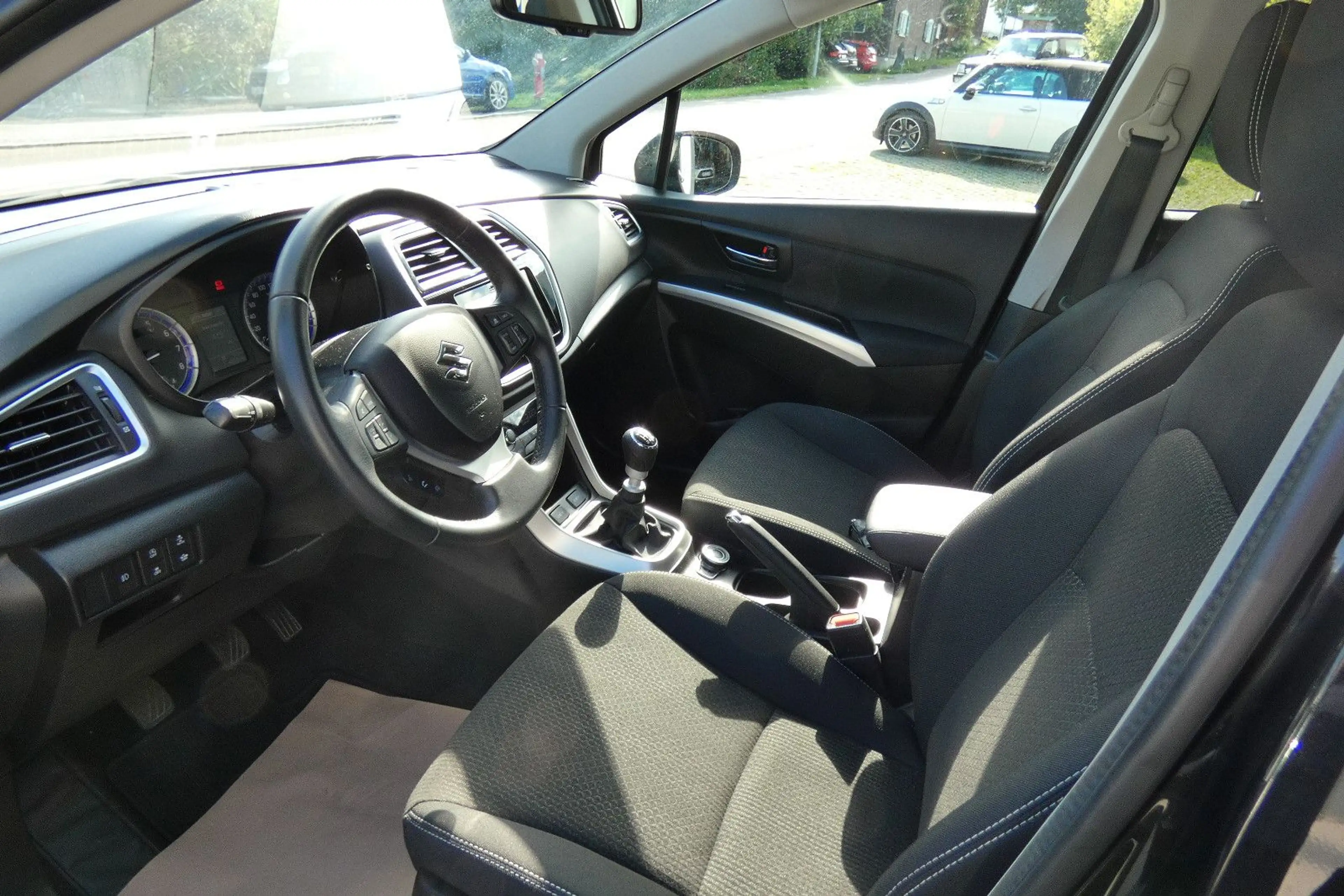 Suzuki SX4 S-Cross M.Hybrid Comfort 4x4 *AppLink/AHK/RCm — photo 6