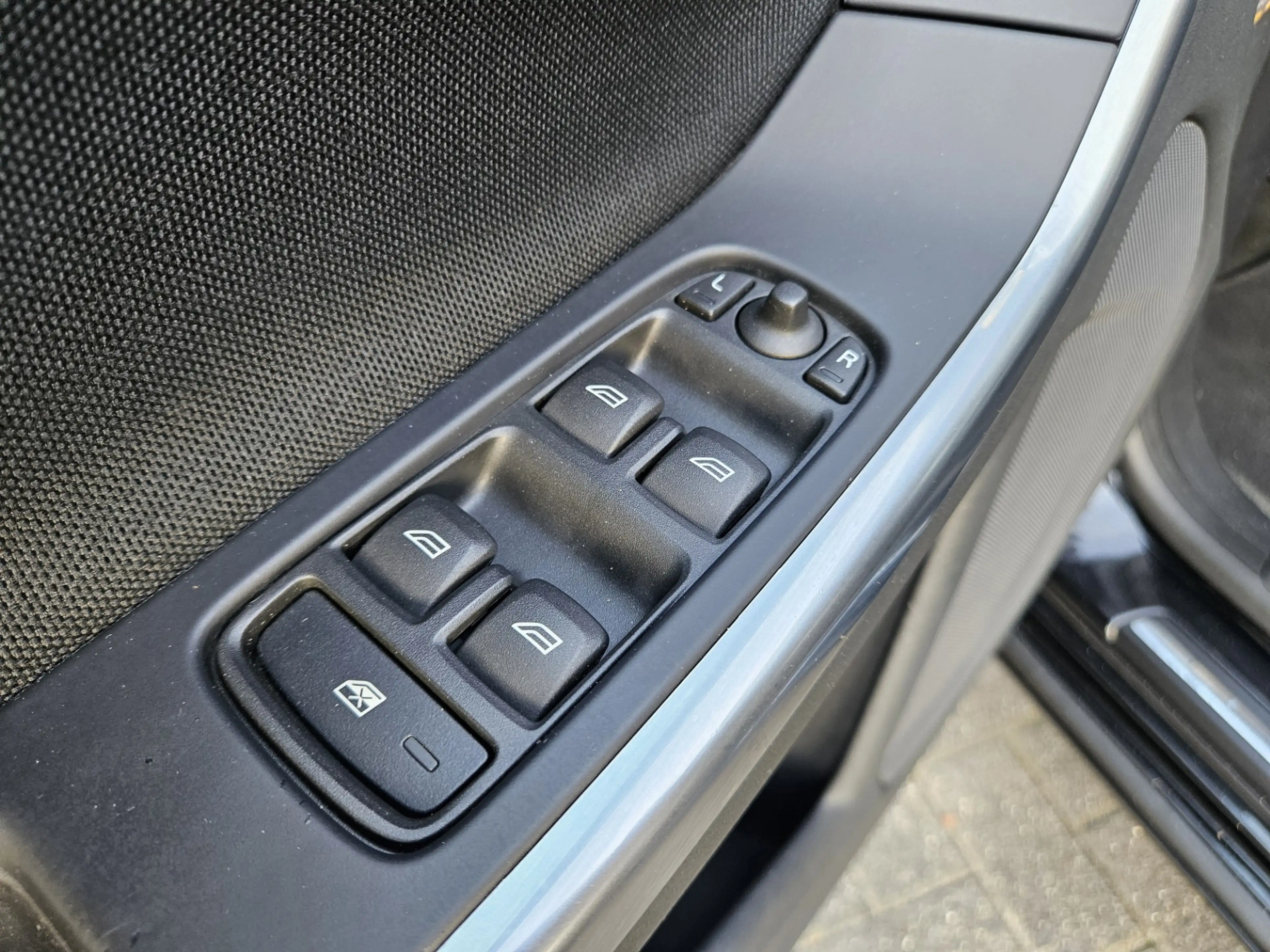 Volvo V60 1.6 T3 Kinetic Trekhaak! Airco/Clima! Cruise Contr — photo 10