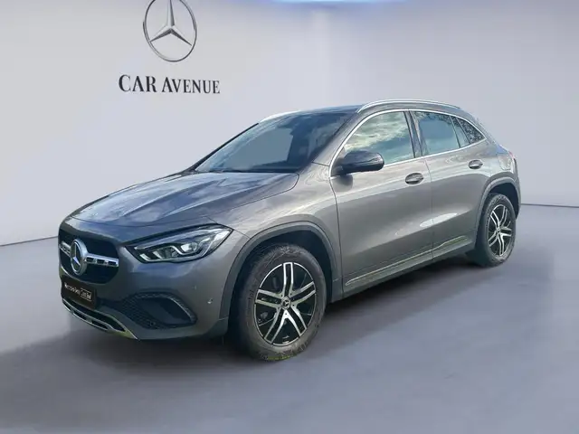 Mercedes-Benz GLA 200 Progressive