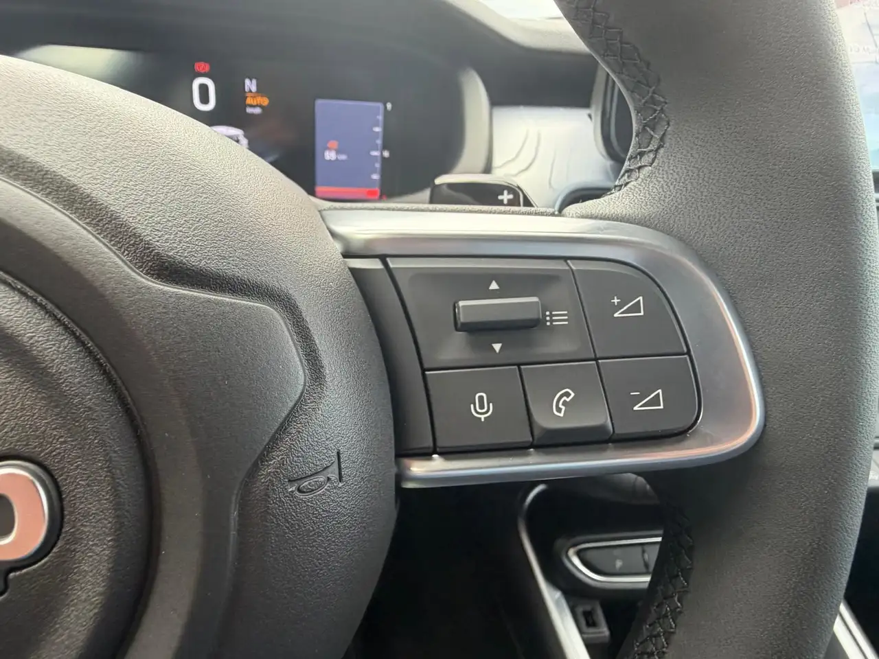 Jeep Avenger 1.2 t e-hybrid The North Face 4xe 145cv TETTO NERO 17