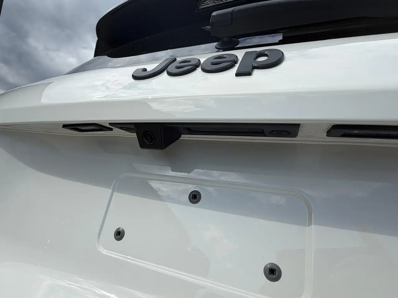 Jeep Avenger 1.2 t e-hybrid The North Face 4xe 145cv TETTO NERO 24