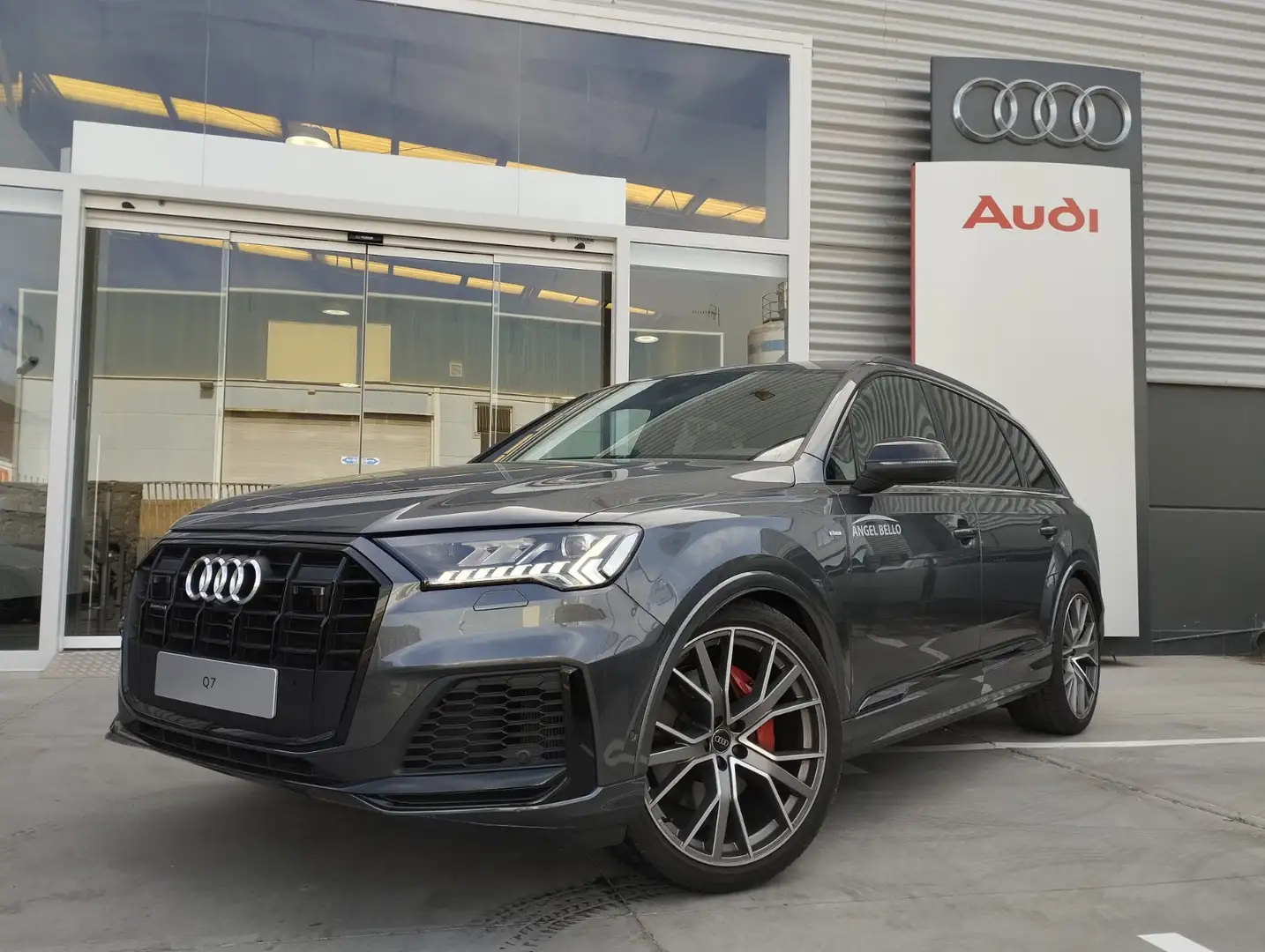 Audi Q7 50 TDI S line quattro Gris - 2