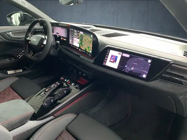 Audi RS5 view 14
