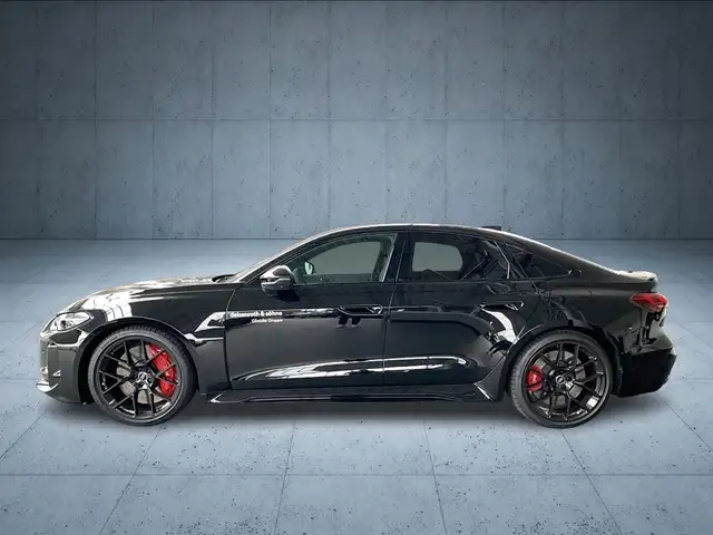 Audi RS5 view 2