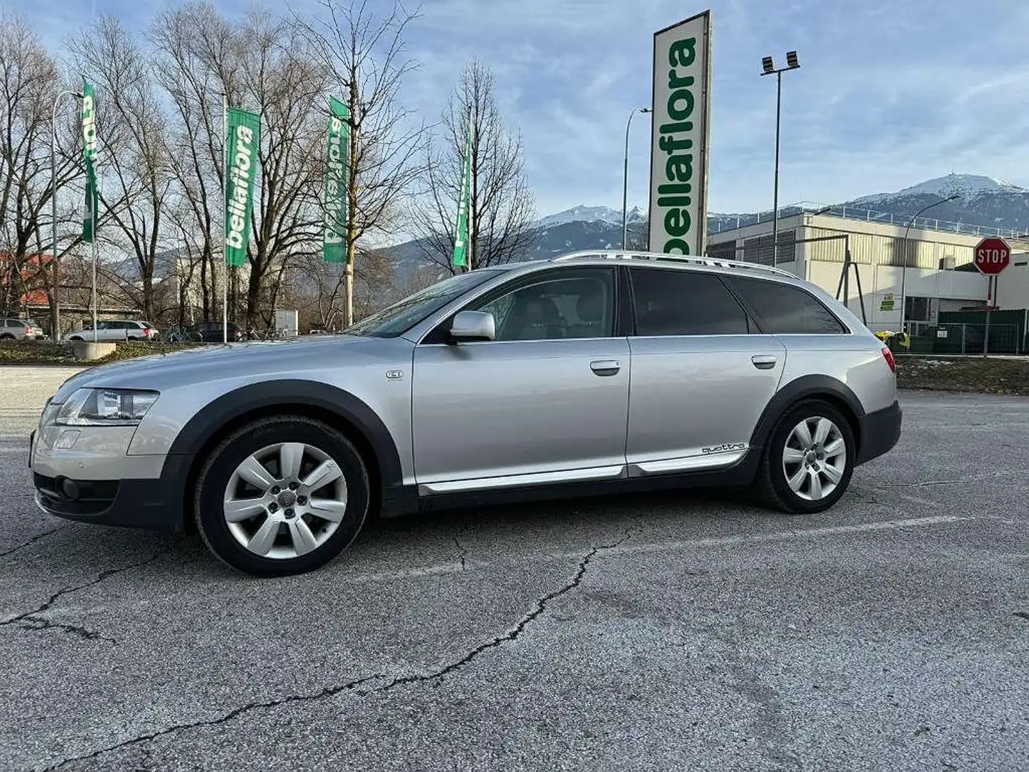 Audi A6 allroad 3.0 TDI siva - 1