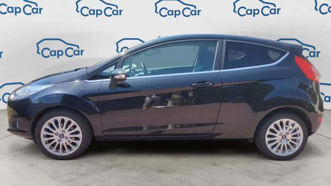 Ford Fiesta 3 portes — photo 2