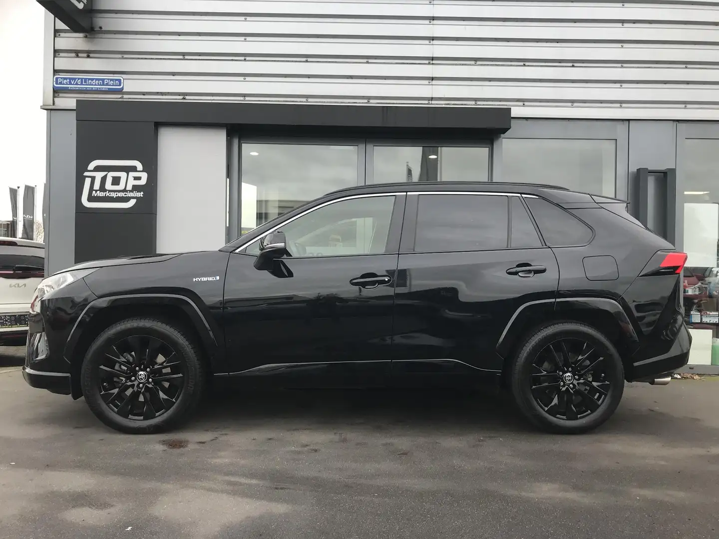 Toyota RAV 4 2.5 Hybrid AWD Black Edition 360camera Zwart - 2