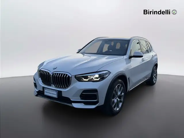 BMW X5 xdrive30d mhev 48V xLine auto