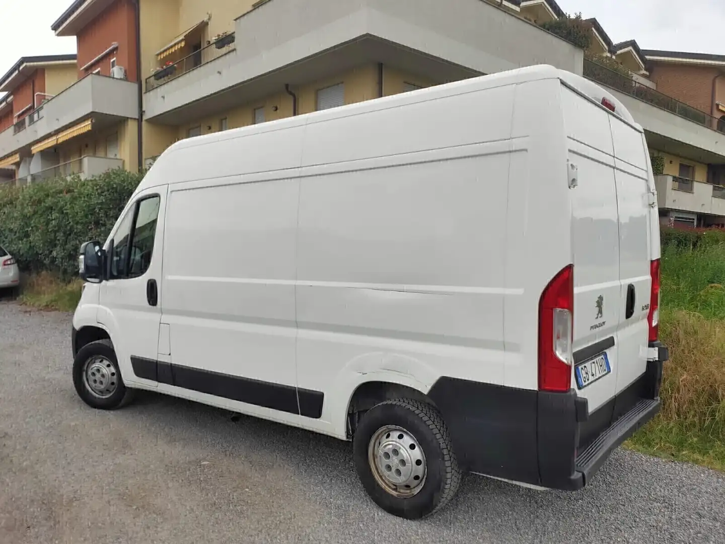 Peugeot Boxer 350 2.2 BlueHDi 140 S&S PM-TM Furgone Blanc - 2
