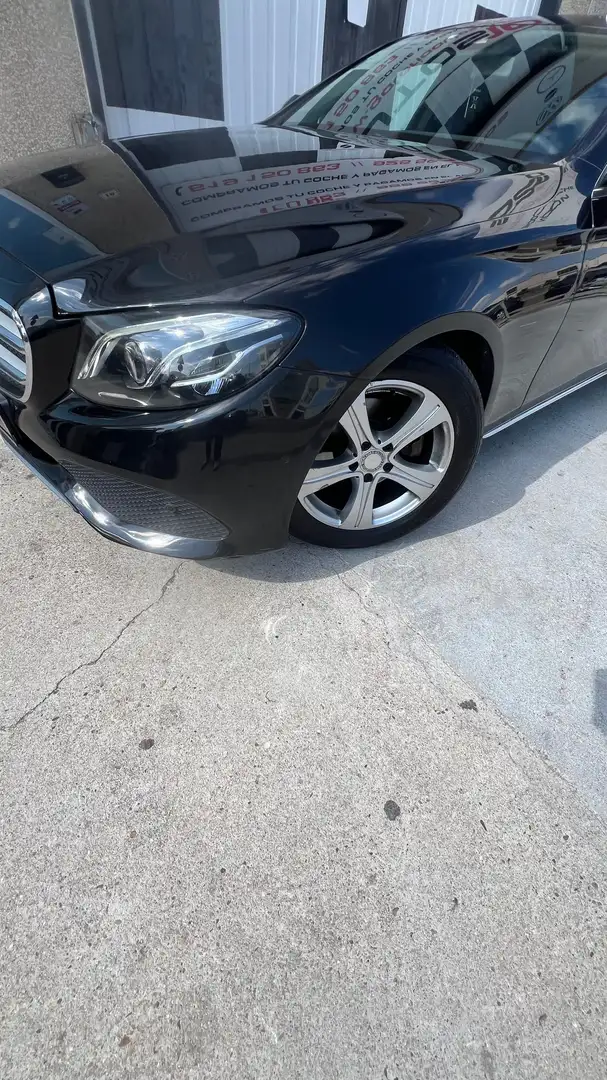 Mercedes-Benz E 220 Estate 220d 9G-Tronic Schwarz - 2