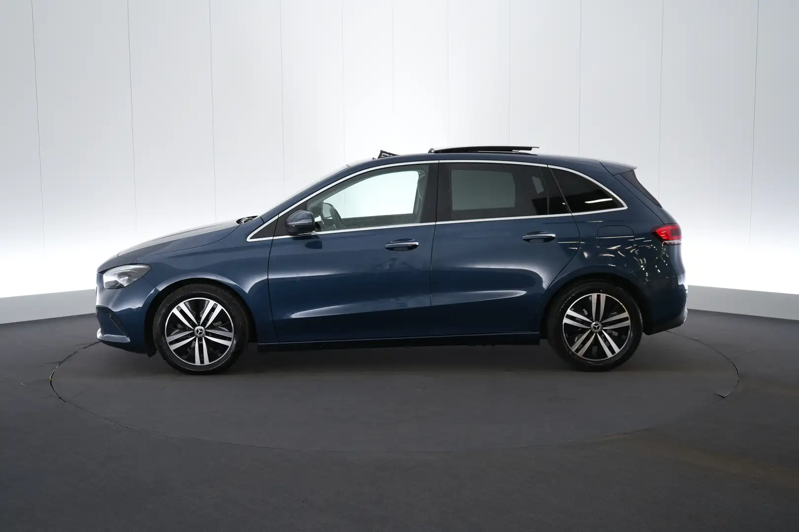 Mercedes-Benz B 180 180dA Business Solution Luxury Plus LEDER/CUIR Mul Bleu - 2