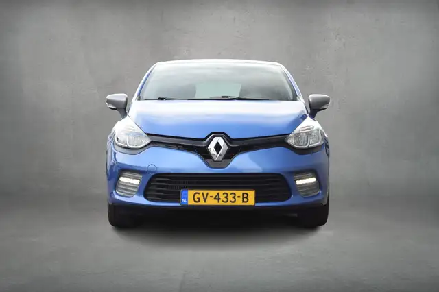 Renault Clio view 7