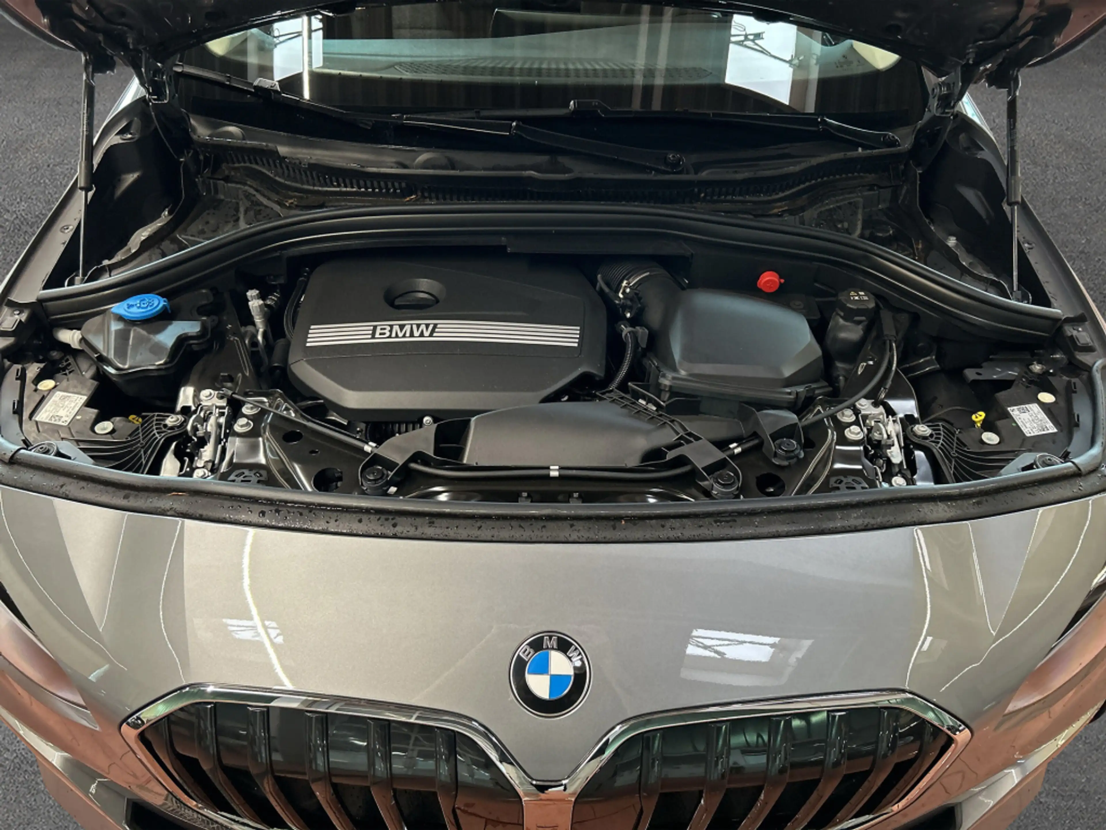 BMW 216 216i Active Tourer Aut. — photo 9