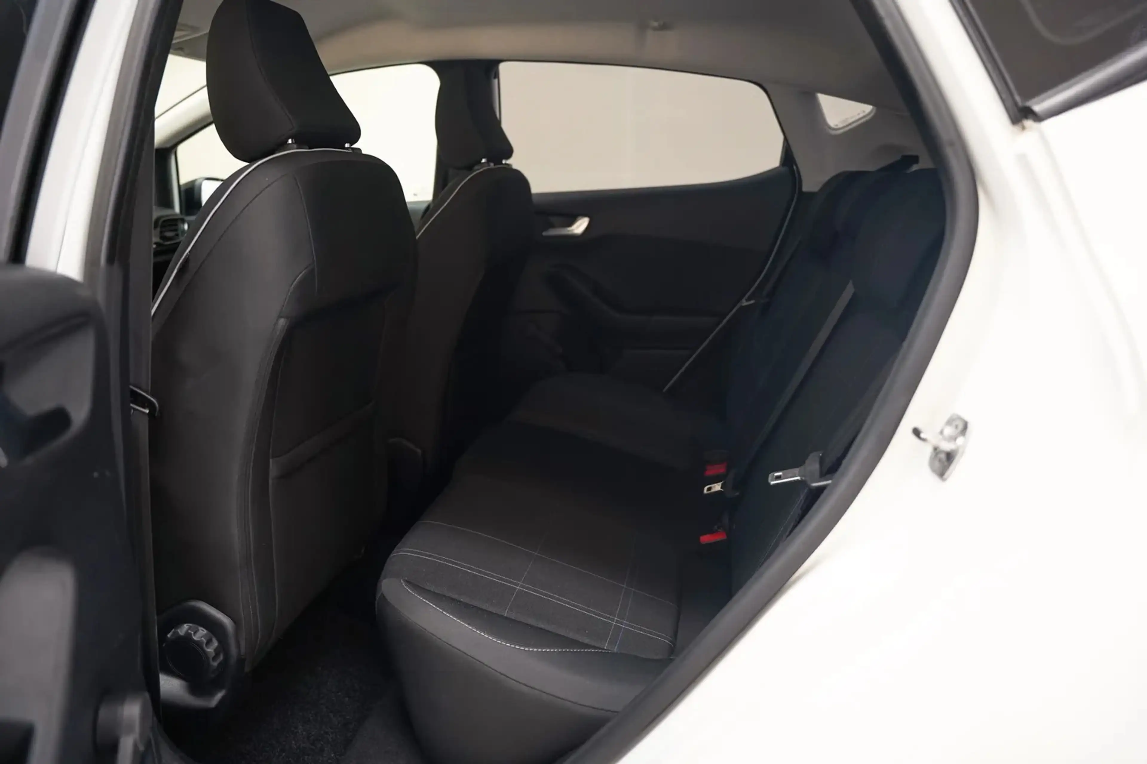 Ford Fiesta 1.1 Trend NW-Model [ Navigatie Cruise control Airc — photo 9