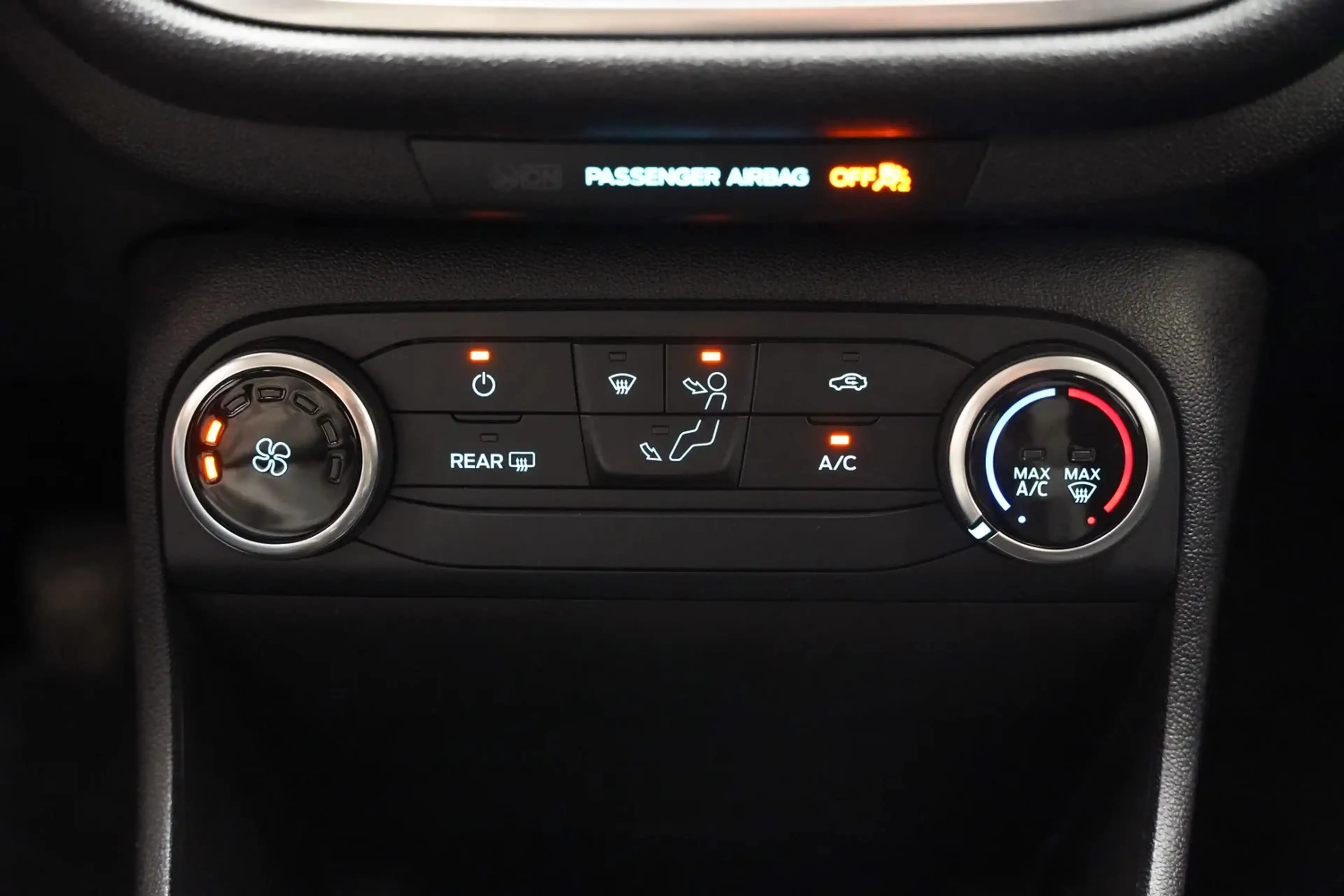 Ford Fiesta 1.1 Trend NW-Model [ Navigatie Cruise control Airc — photo 7