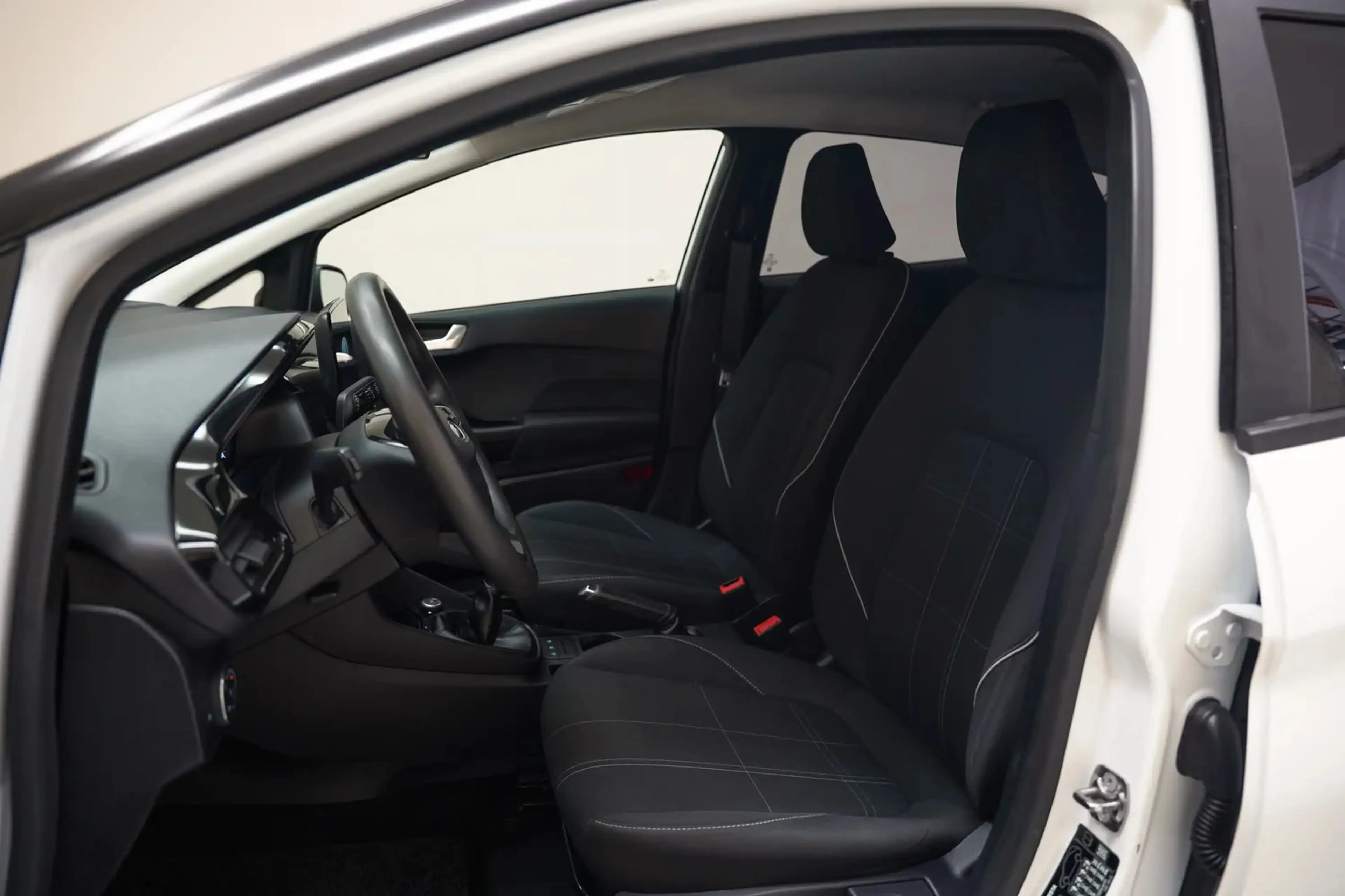 Ford Fiesta 1.1 Trend NW-Model [ Navigatie Cruise control Airc — photo 8