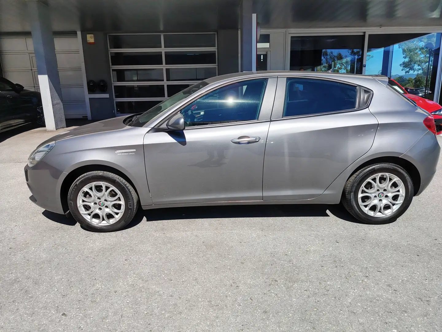 Alfa Romeo Giulietta Super 1,4 TB Super Grau - 2