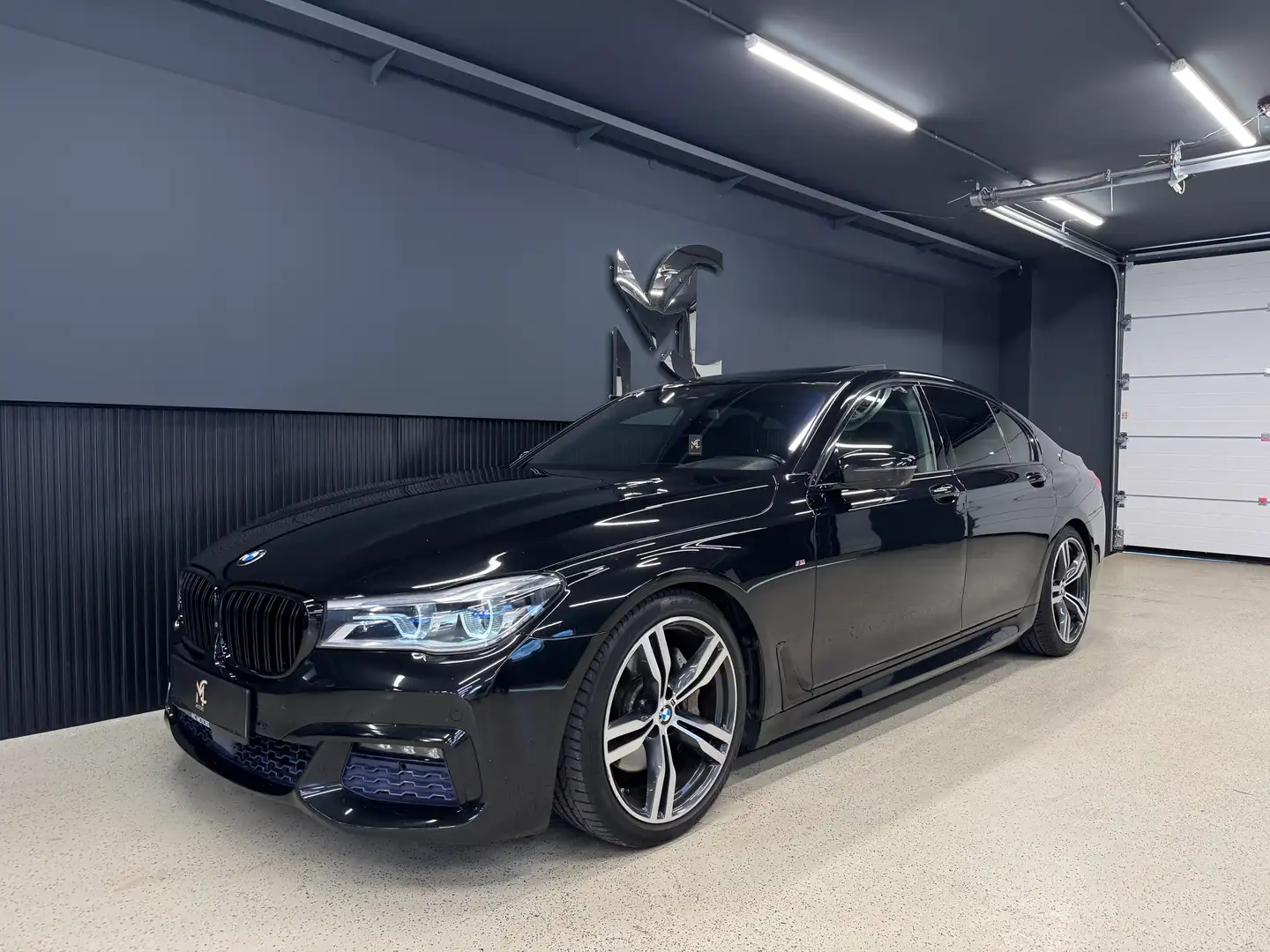 BMW 730 730d G11`LASER`M-PAKET`LUFT`360-KAMERA`SCHIEBE`H&K Noir - 2
