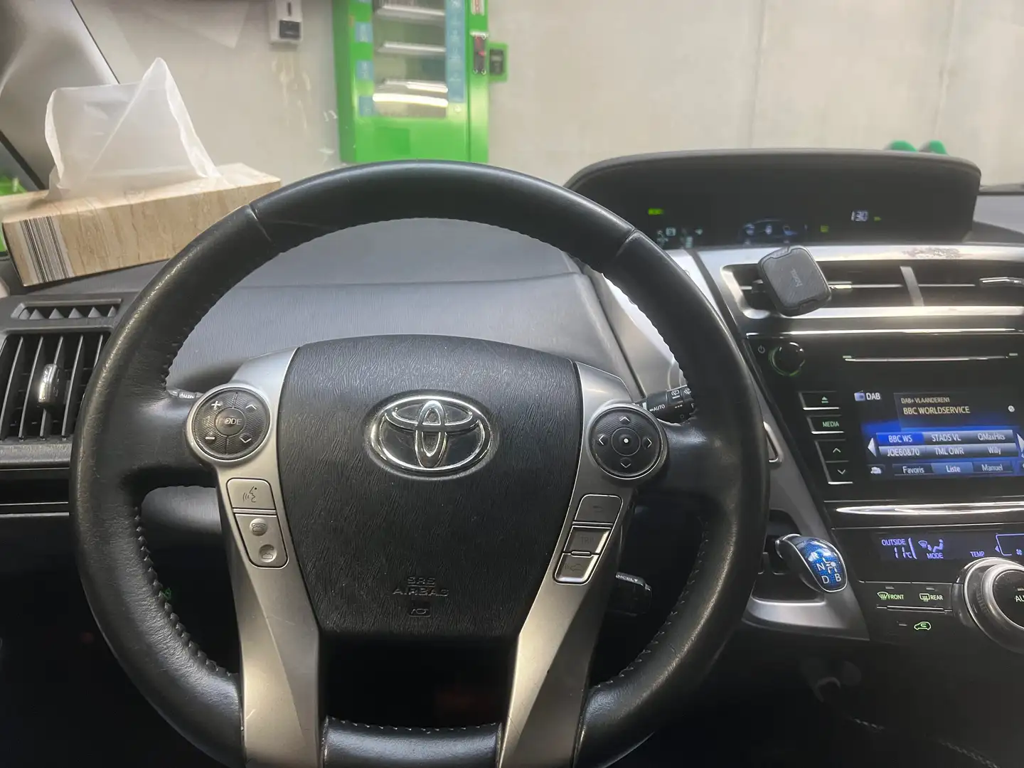 Toyota Prius 1.8i VVT-i Hybrid Dynamic (EU6.2) Zwart - 2