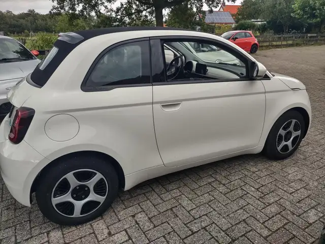 Fiat 500 view 24