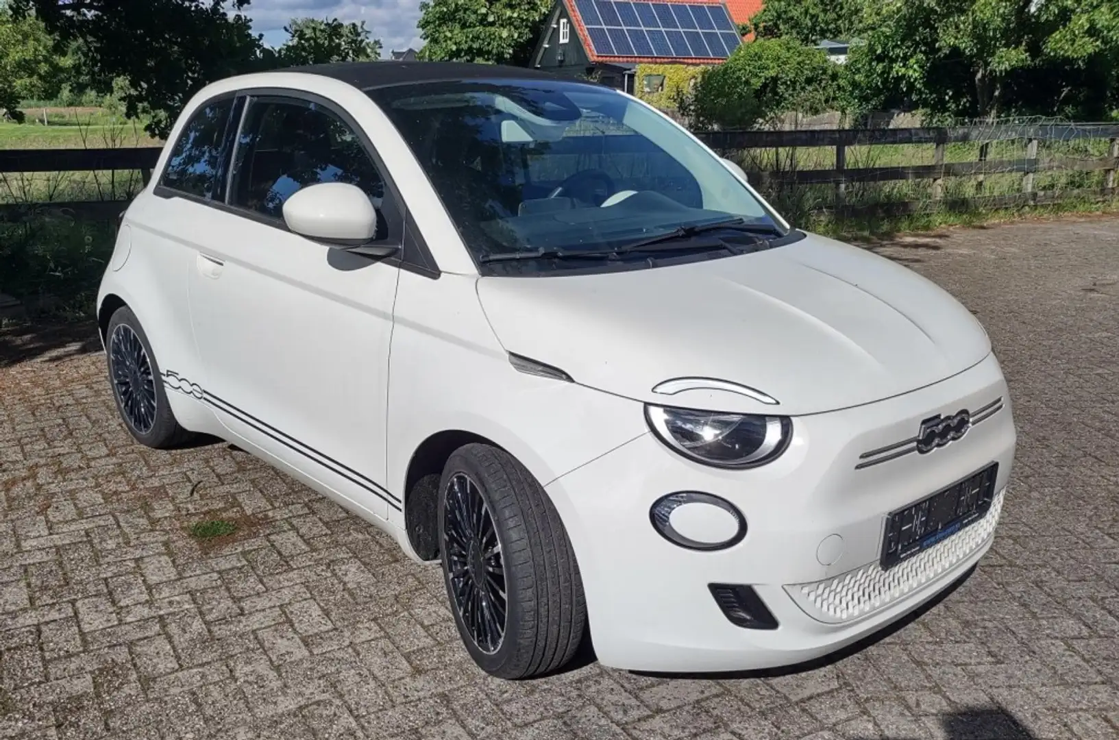 Fiat 500 E-Cabrio-Passion Sport  -42KW Wit - 2