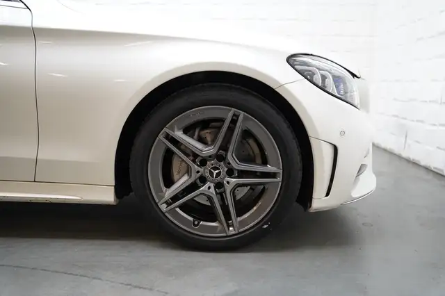 Mercedes-Benz C Class view 10