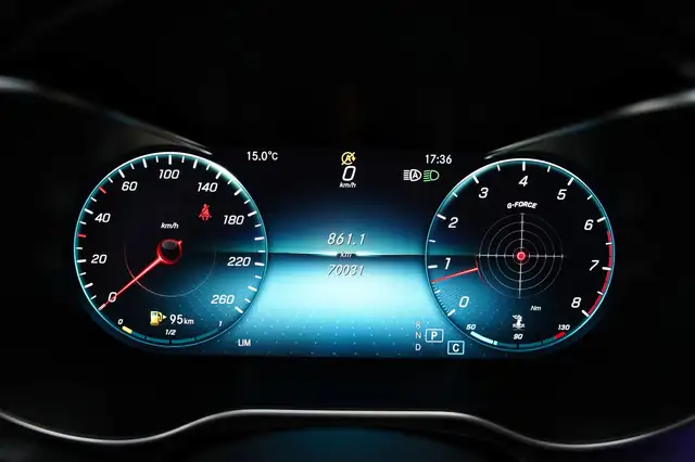 Mercedes-Benz C Class view 13