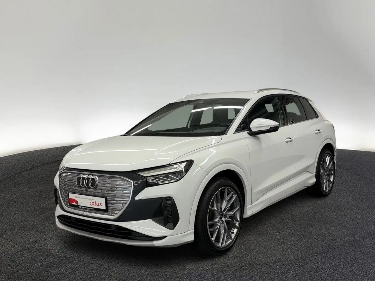 Audi Q4 e-tron 35 NAVI RFK SONOS HUD VIRTUAL Weiß - 2
