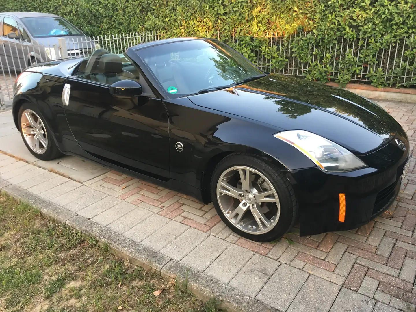 Nissan 350Z 350 Z Coupe Coupe 3.5 V6 Lev2 Negru - 2