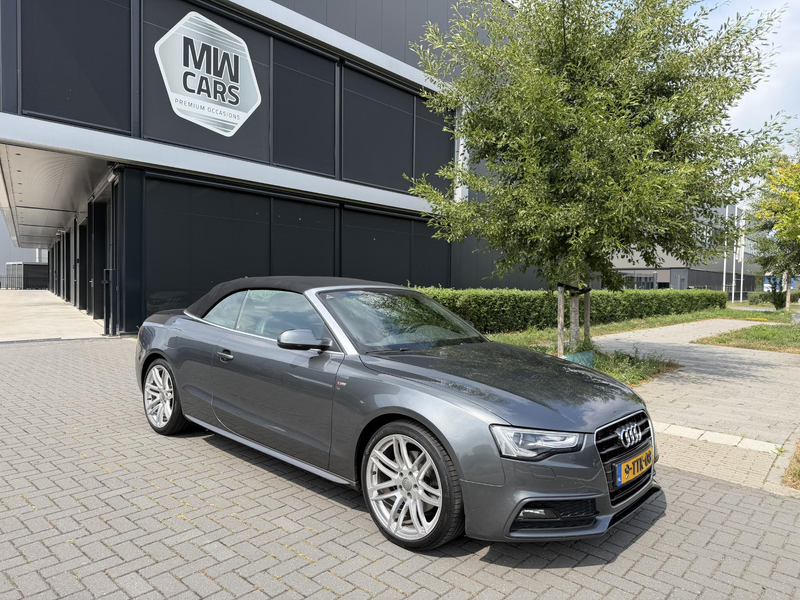 Audi A5 Cabrio 1.8 TFSI S Line Dealer onderhouden — photo 14