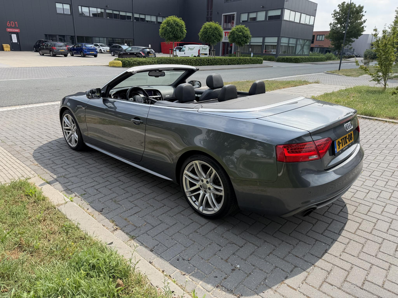 Audi A5 Cabrio 1.8 TFSI S Line Dealer onderhouden — photo 5