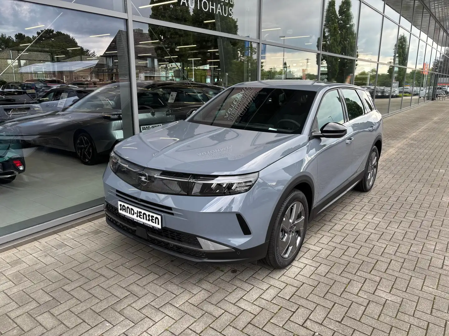 Opel Grandland X Grandland Edition MHEV 145 ACC Intelli-LED Kessy Gris - 2