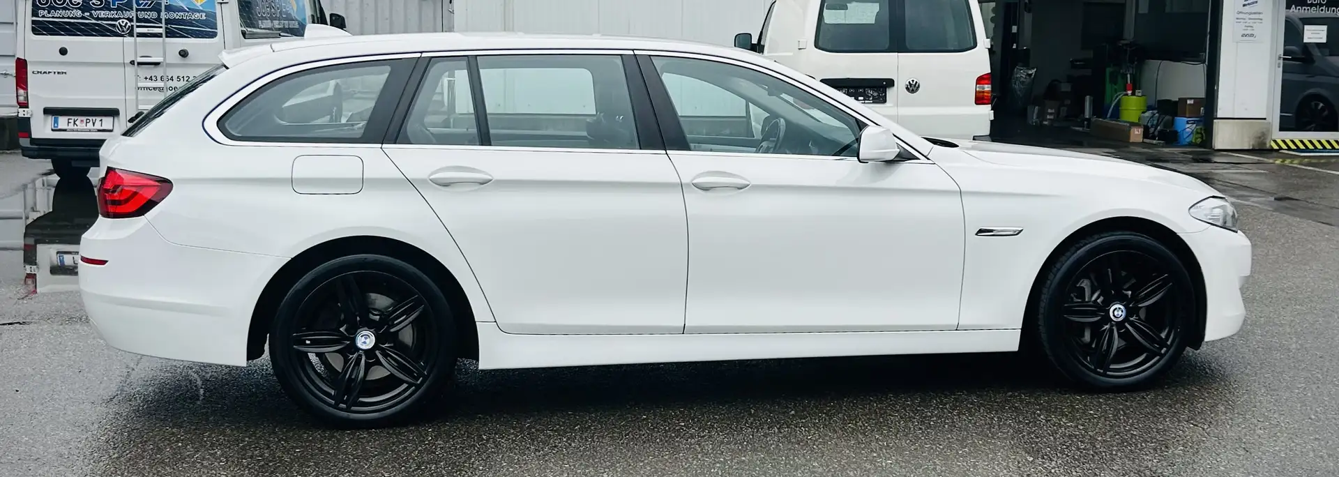 BMW 528 528i Touring Aut. Bílá - 1
