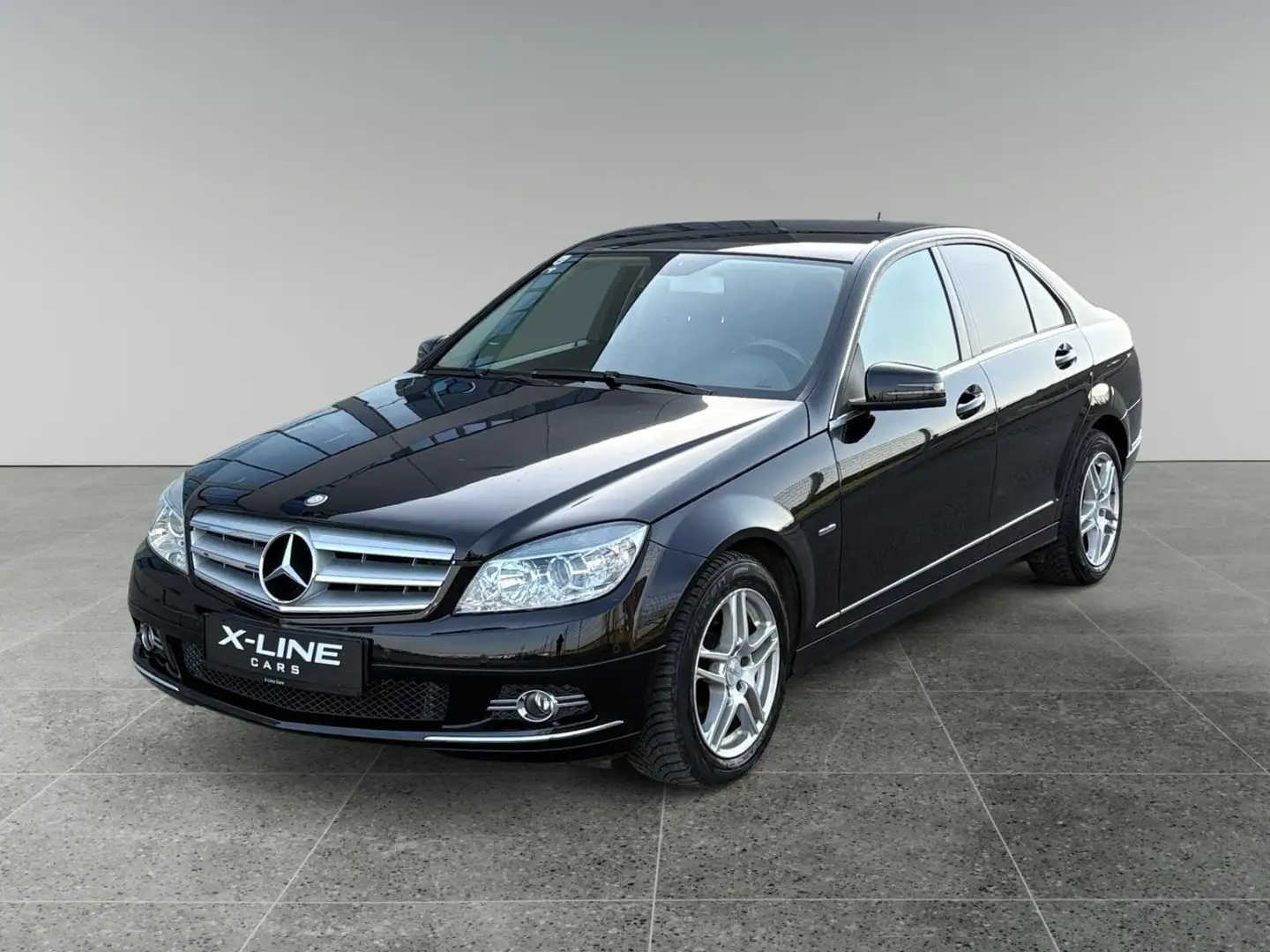 Mercedes-Benz C 180 CDI Avantgarde A-Edition BlueEfficiency Limousine Schwarz - 1