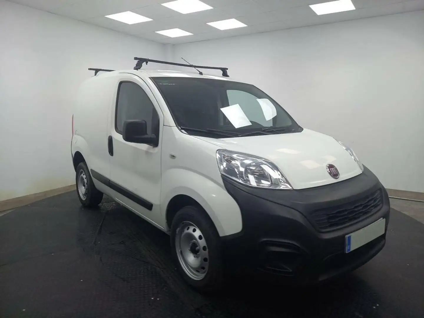 Fiat Fiorino Comercial FIAT CARGO KASTEN 1.4 NATURAL PO Weiß - 2