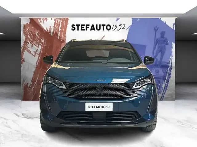 Peugeot 3008 view 2