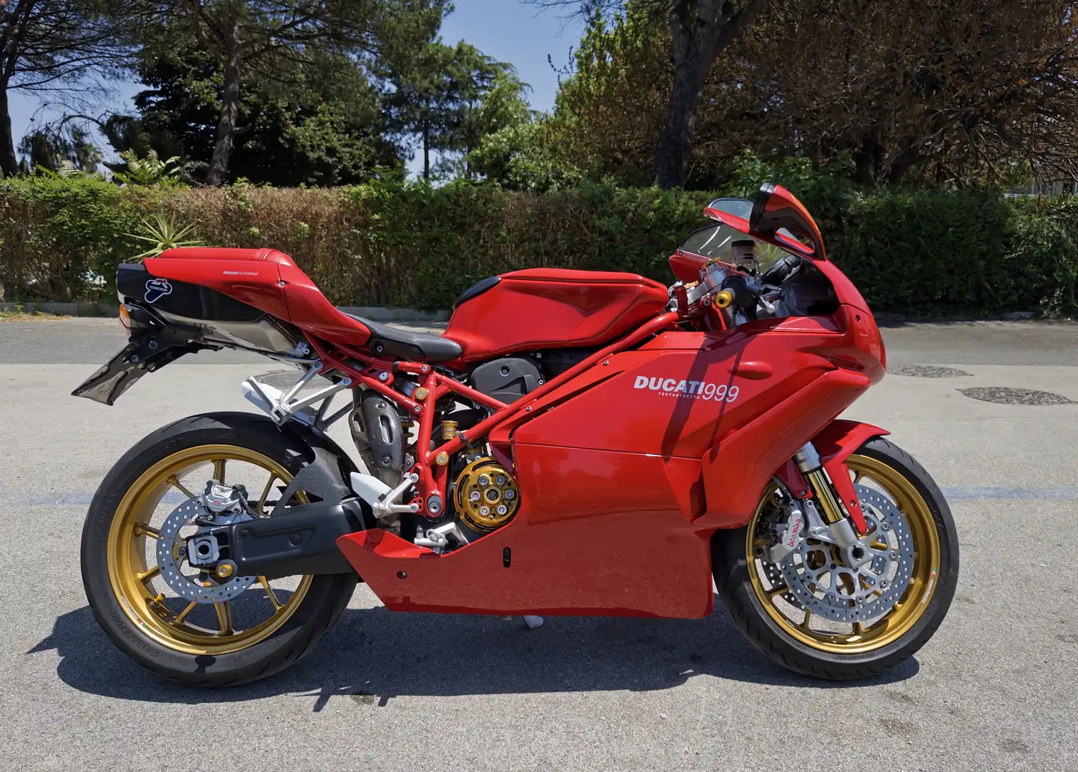 Ducati 999 Base Seconda Serie Rouge - 1
