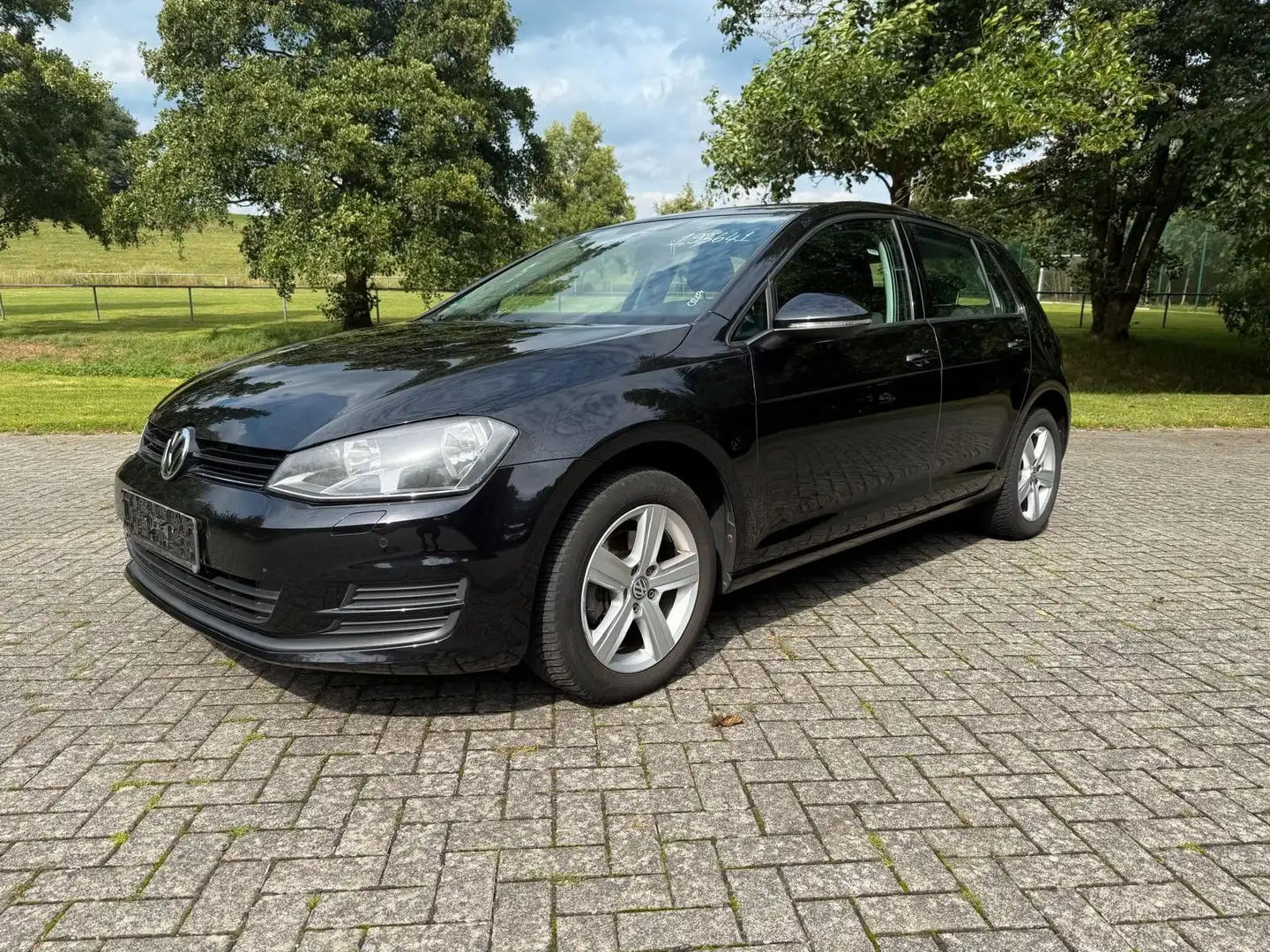 Volkswagen Golf 1.2 TSI Zahnriemen + Inspektion Neu Noir - 1