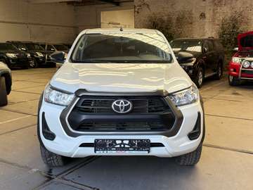 2.4 D-4D 4WD Active