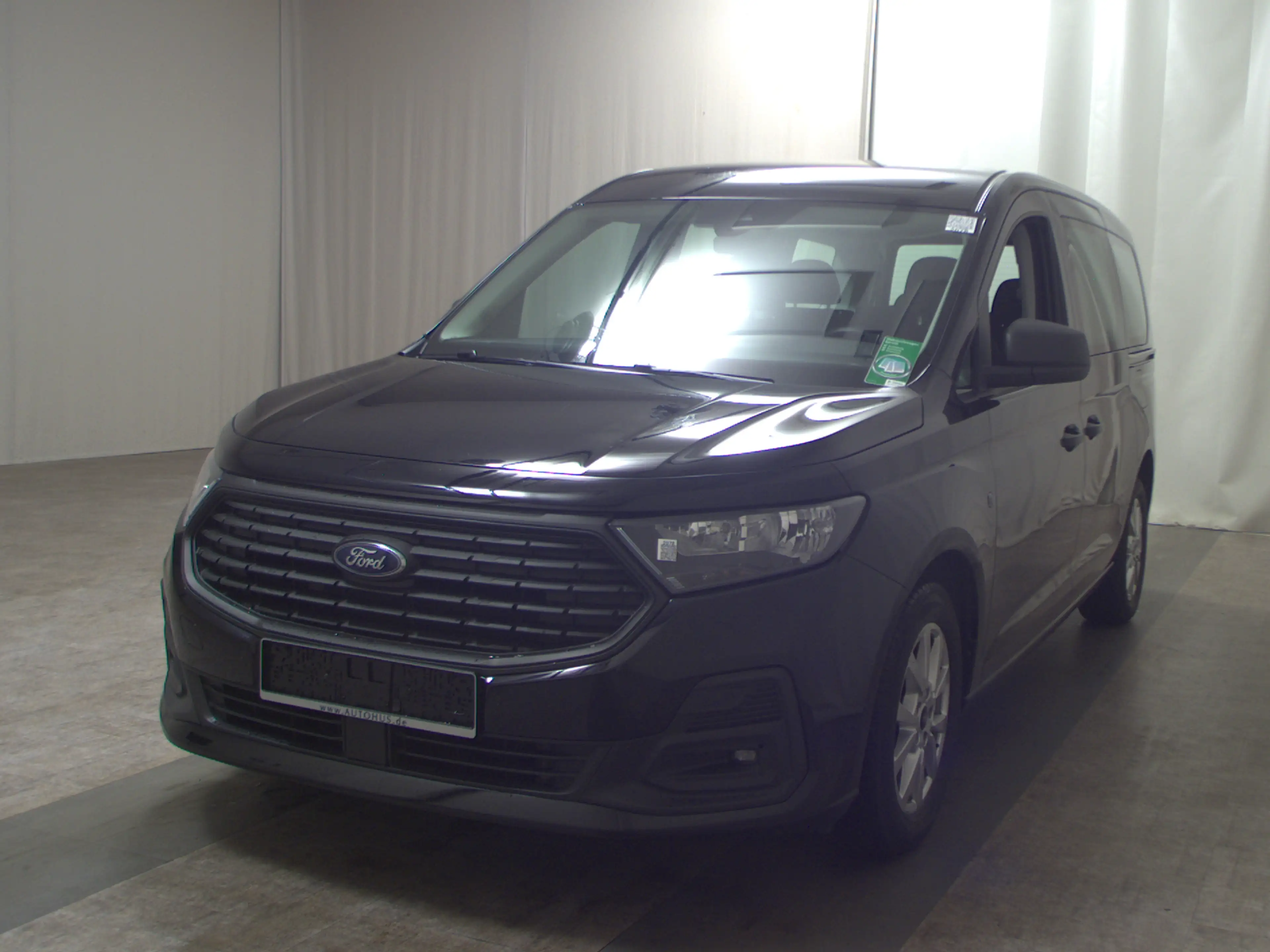 Ford Grand Tourneo GRAND TOURNEO CONNEC 7-SITZE NAVI RADIO TEMPO MFL PDC AHK — photo 2