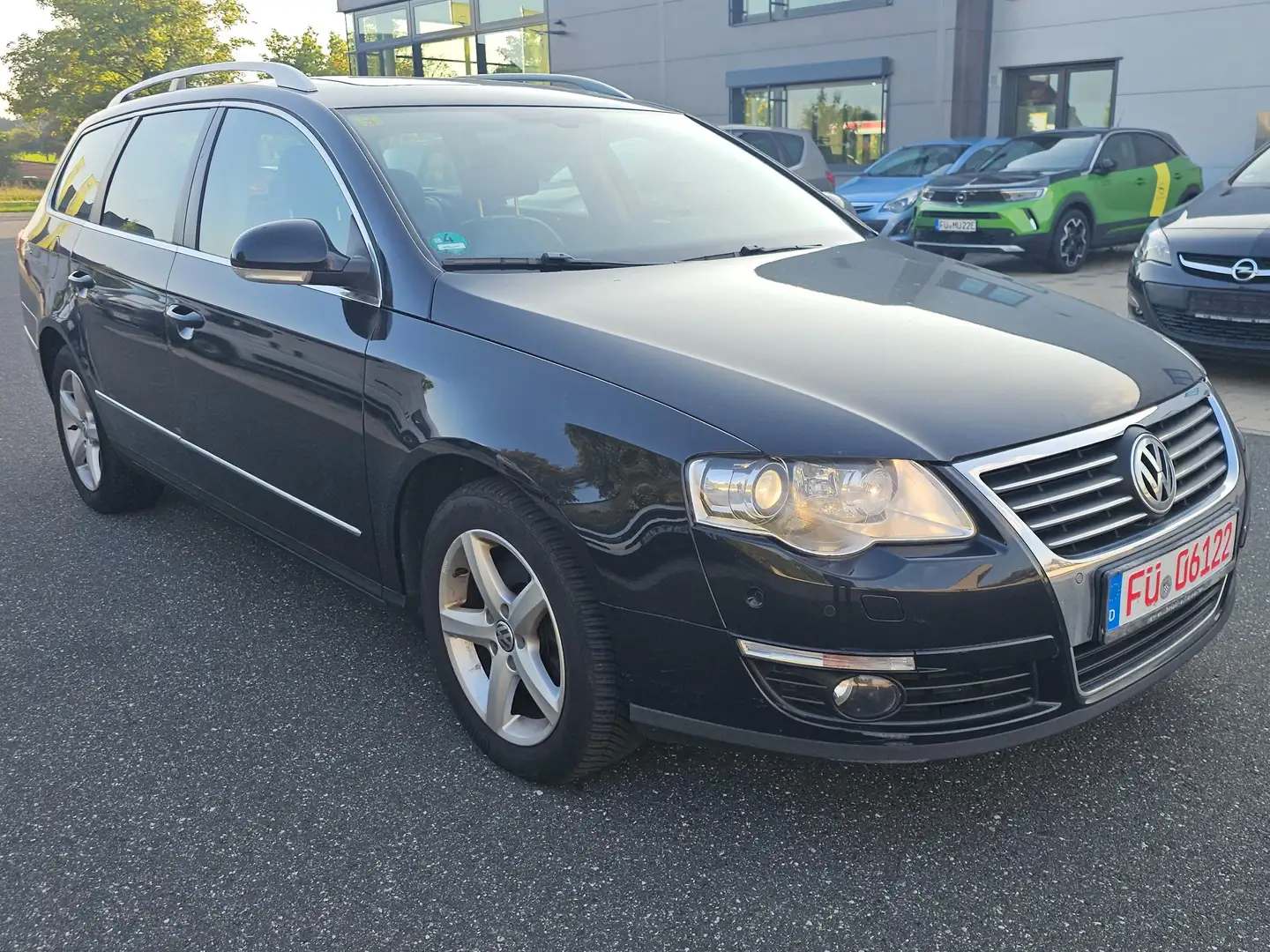 Volkswagen Passat Highline 2.0 TDI STANDHZ,Xen,Navi,Eu5,Leder,Memory Noir - 1
