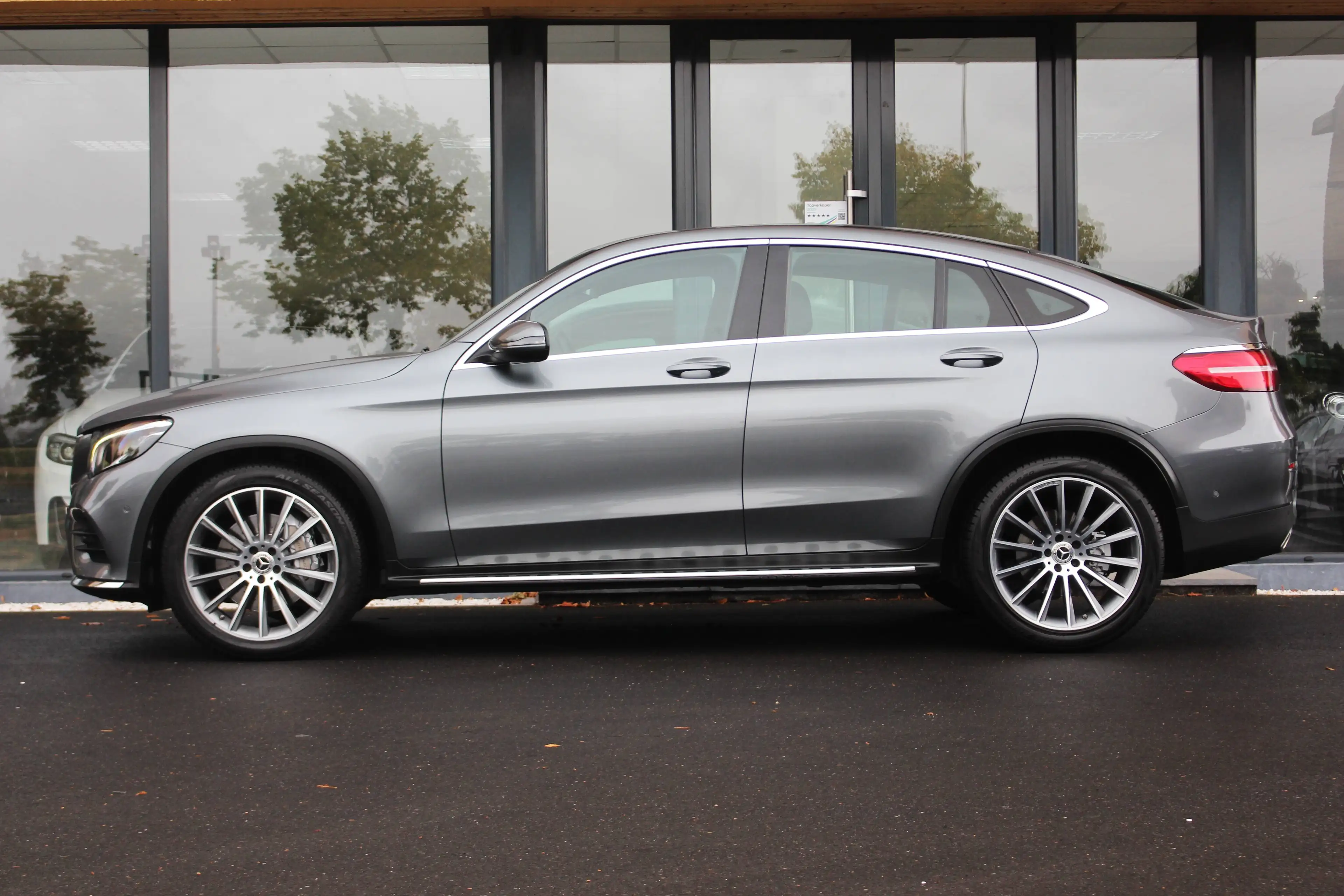 Mercedes-Benz GLC 250 i*COUPÉ*4MATIC*AMG-LINE*SERVICED* — photo 10