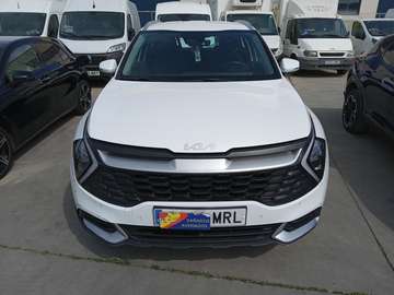 1.6 CRDi MHEV Business 4x2 136