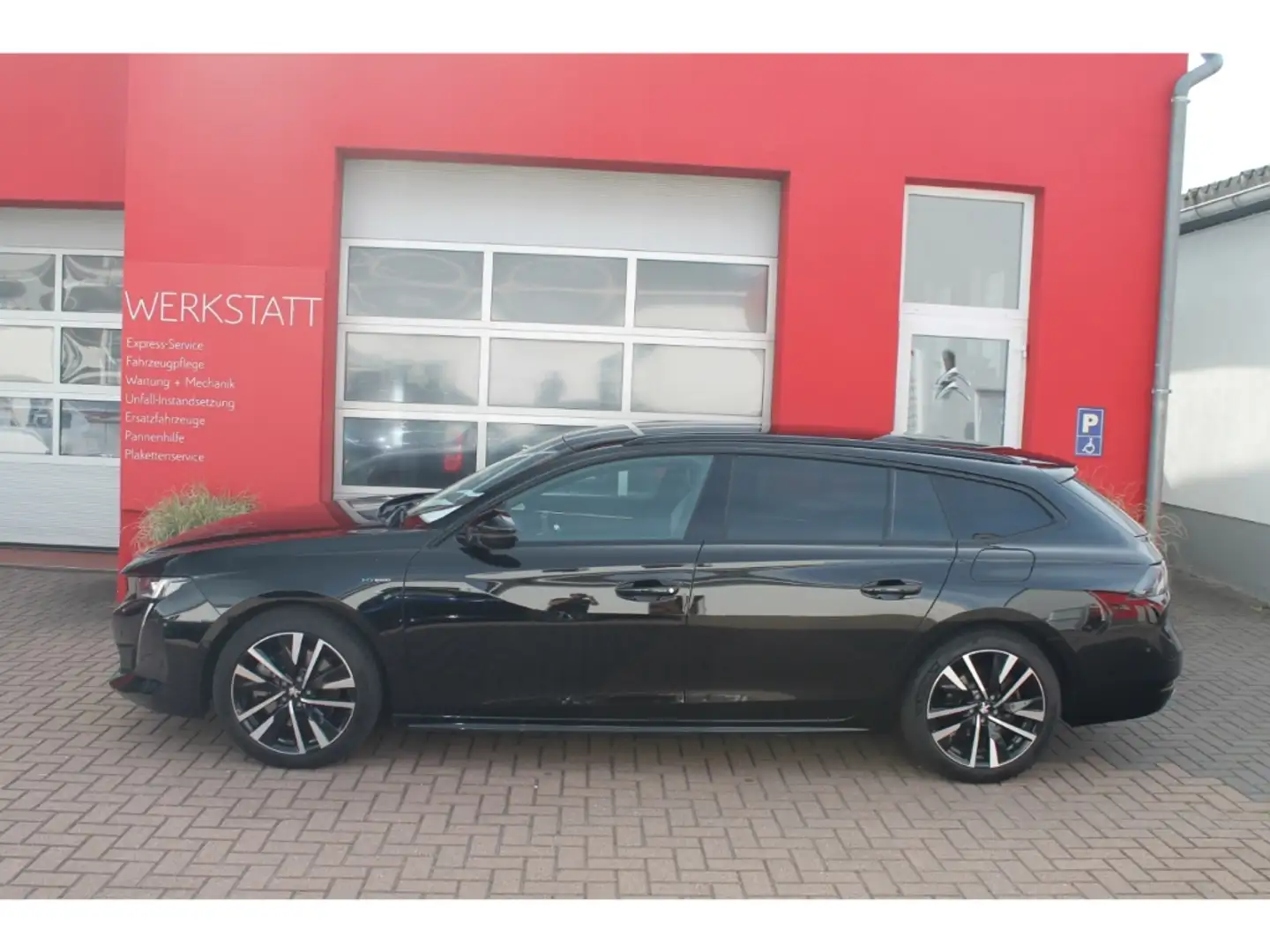 Peugeot 508 SW Hybrid 225 GT Pack Ahk 360 Navi eHk HiFi Negro - 2
