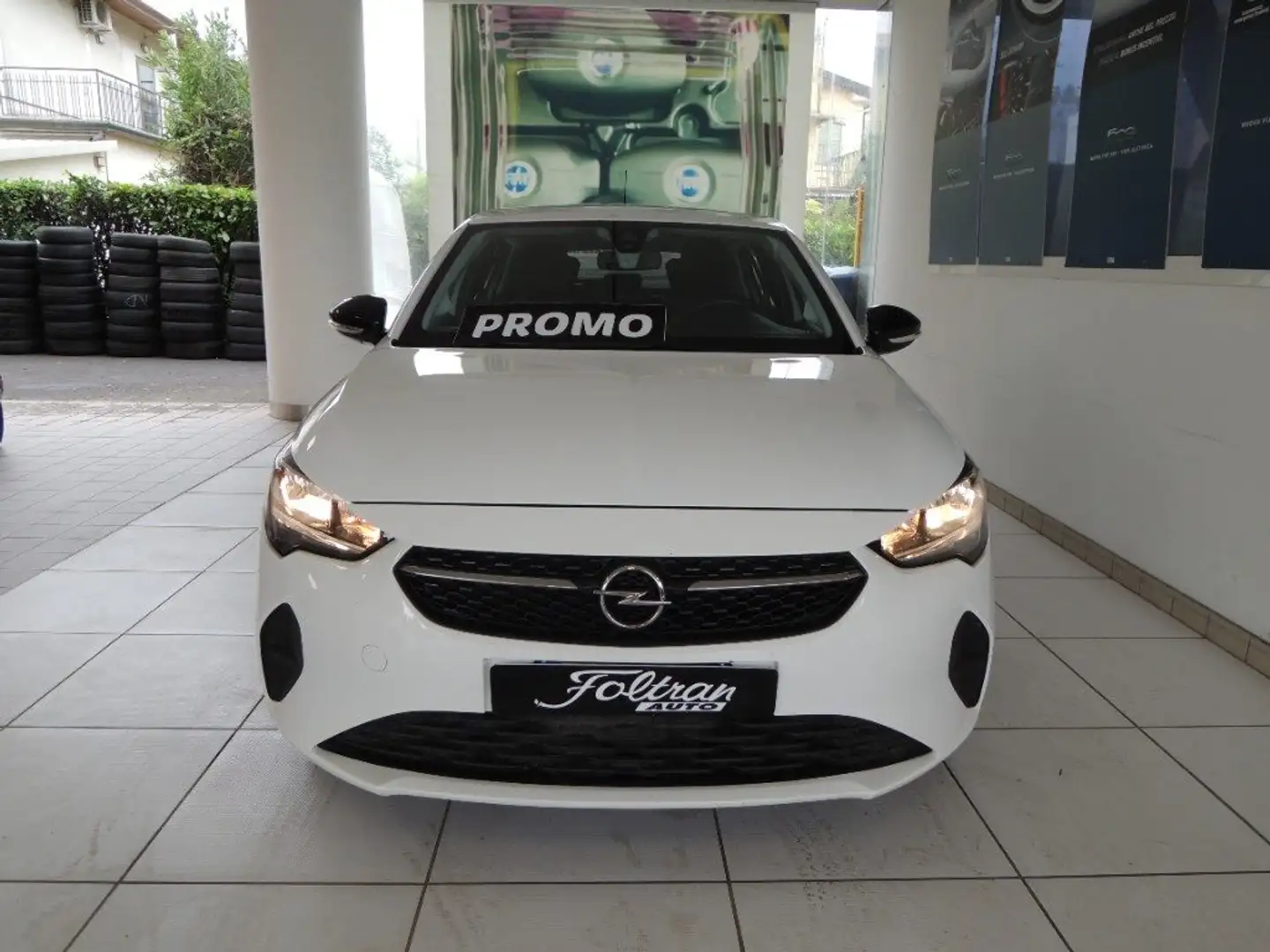 Opel Corsa 1.2 Edition Blanc - 2